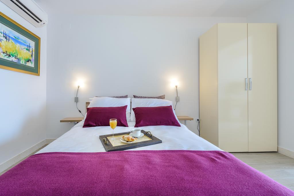 Tandem Apartments With Swimming Pool Cavtat Eksteriør billede